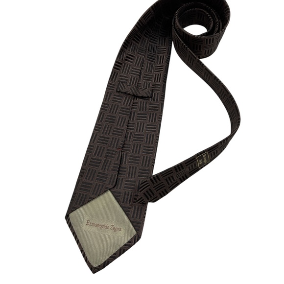 ERMENEGILDO ZEGNA Brown Geometric Silk LUXURY Tie ITALY - Picture 2 of 6